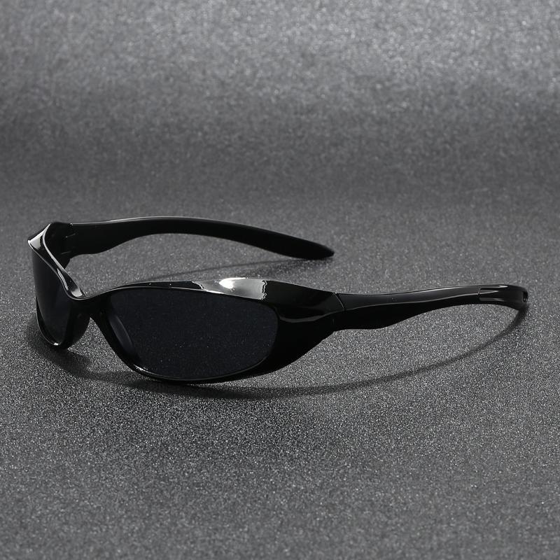 Men Fashion Photography - Nuovi occhiali da sole Y2K per