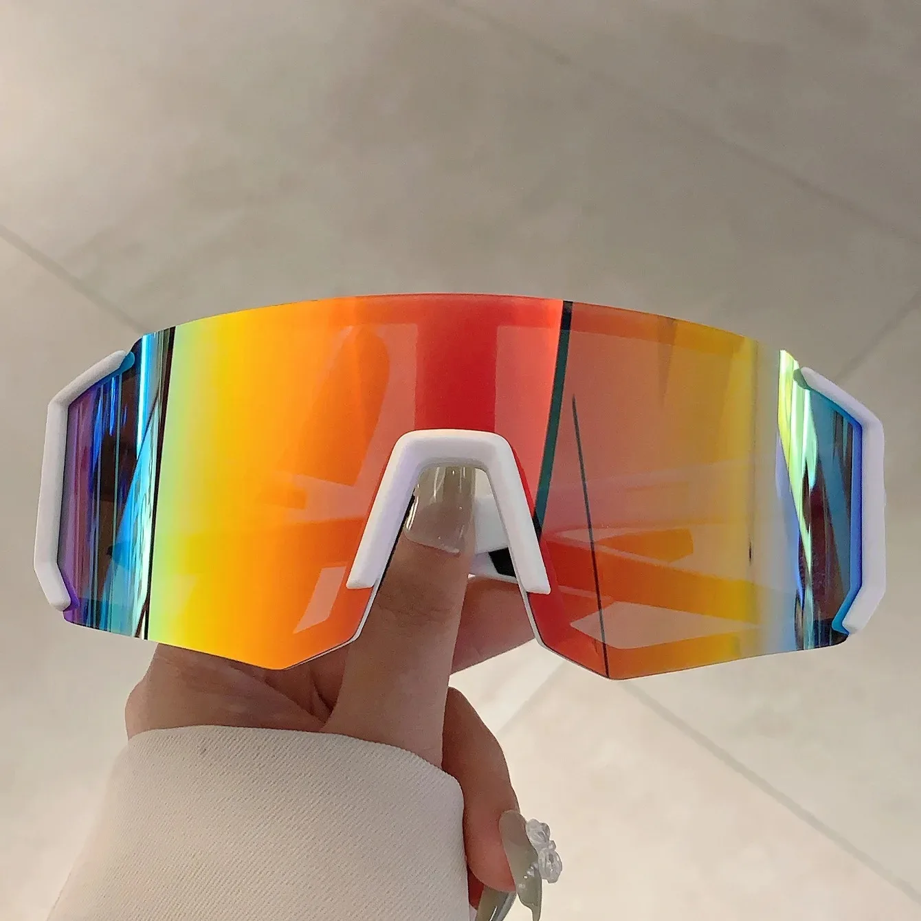 Occhiali da Sole Sportivi da U - Men'S Fashion Glasses recensione e prezzo