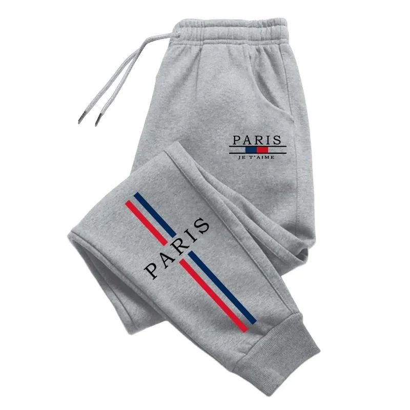 Pantaloni da tuta alla moda di - Paris Fashion Men recensione e prezzo